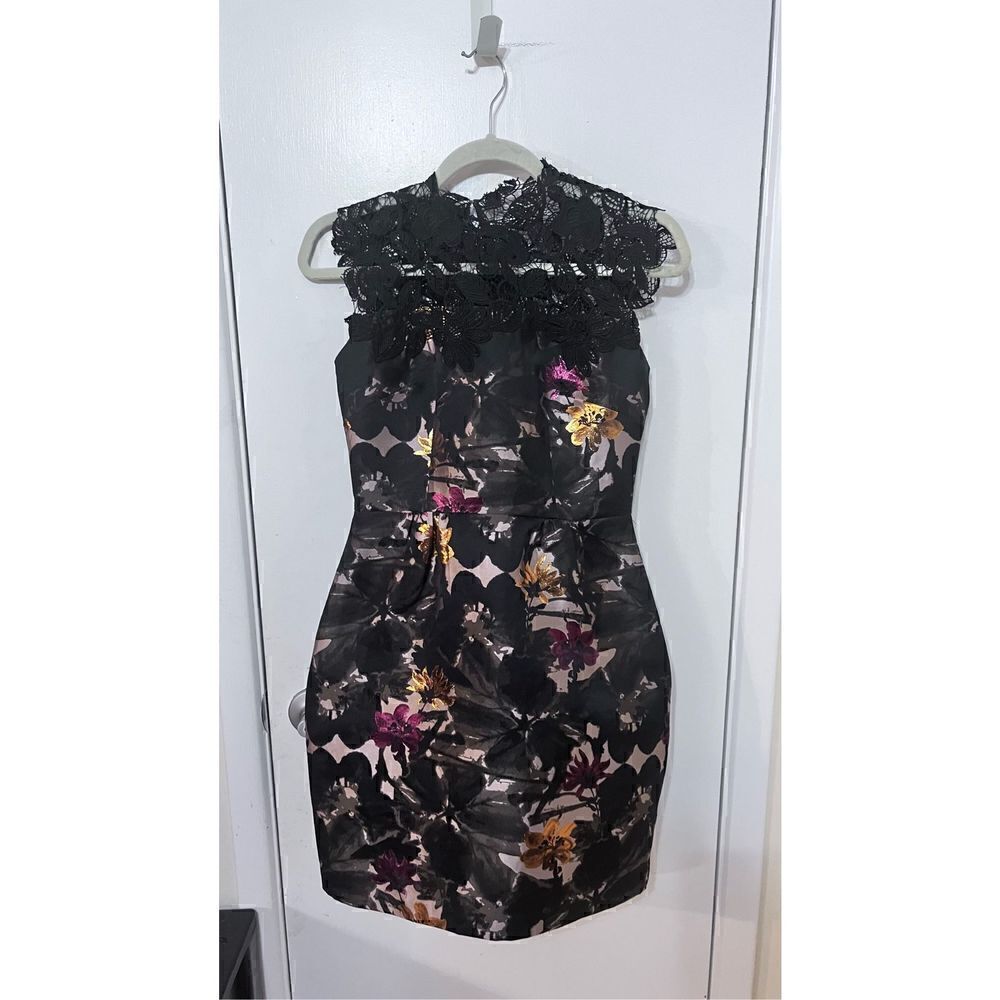 Trina Turk Women's Floral Lace Priceless Gilded Jacquard Dress Black Gold Size 0